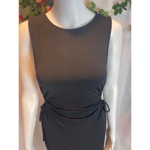 Kora Keyhole Midi Dress - Black Size Large RefFNB3 - Picture 8 of 9